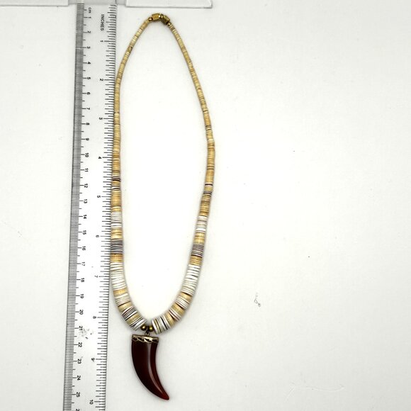 Vintage Shell Heishi Bead Necklace Carnelian Claw Pendant Tribal Boho 16 - Picture 3 of 14